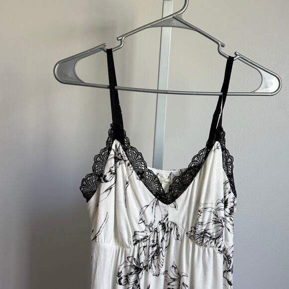 Soma sz M White & Black Floral‎ Lace-Trim Cami Top - Picture 2 of 7